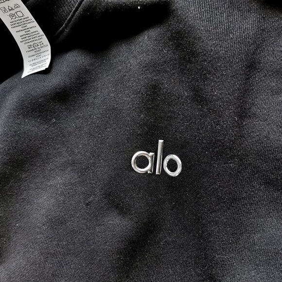 Alo Yoga Accolade Crew Neck Pullover Black Size M Cozy Fashion Pullover - Picture 3 of 4